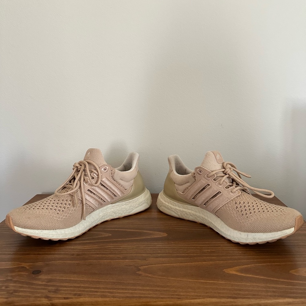 Adidas Ultraboost 1.0 Magic Beige - Picture 6 of 10